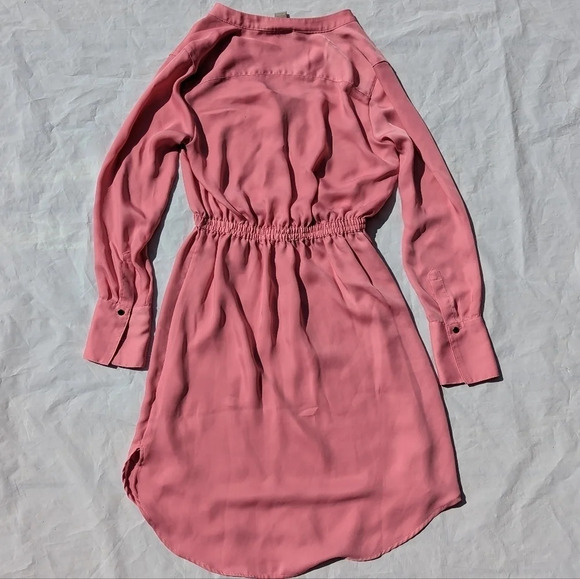 H&M Pink  with Gold V Neck Long Sleeve Dress, belt front - Size XXS Barbie - Picture 3 of 11